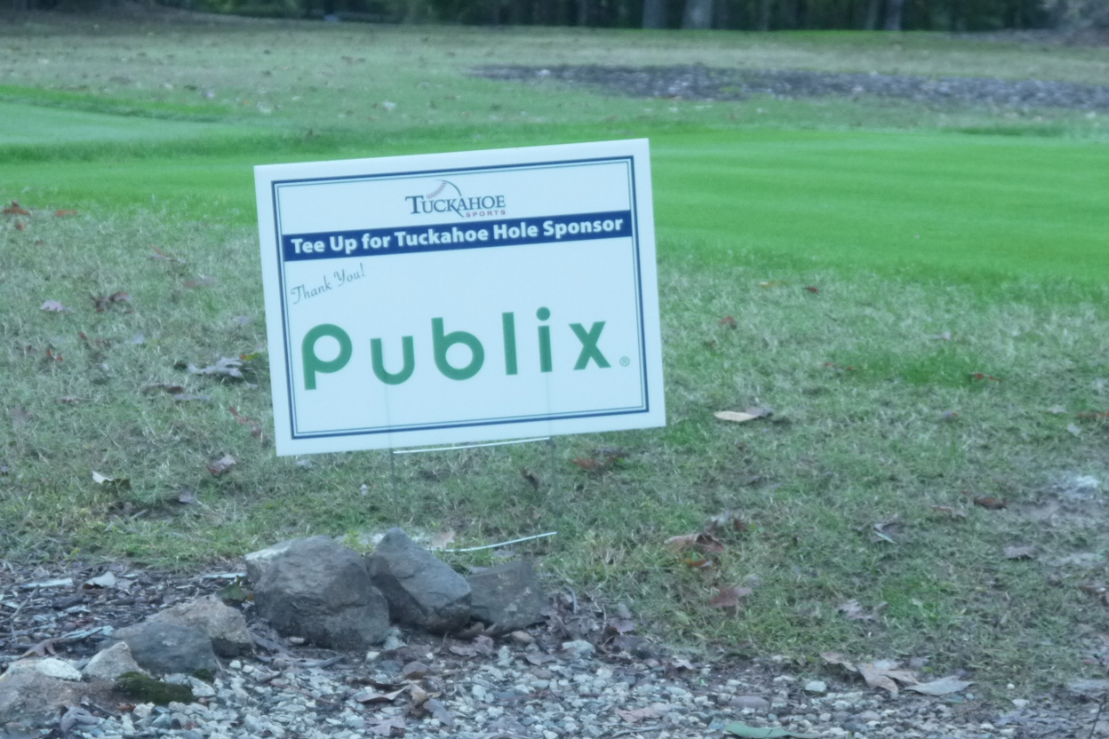 13a_Publix-Hole-Sign